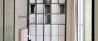 Безопасная детская комната с защитными устройствами для электропроводки и аккуратной розеточной системой